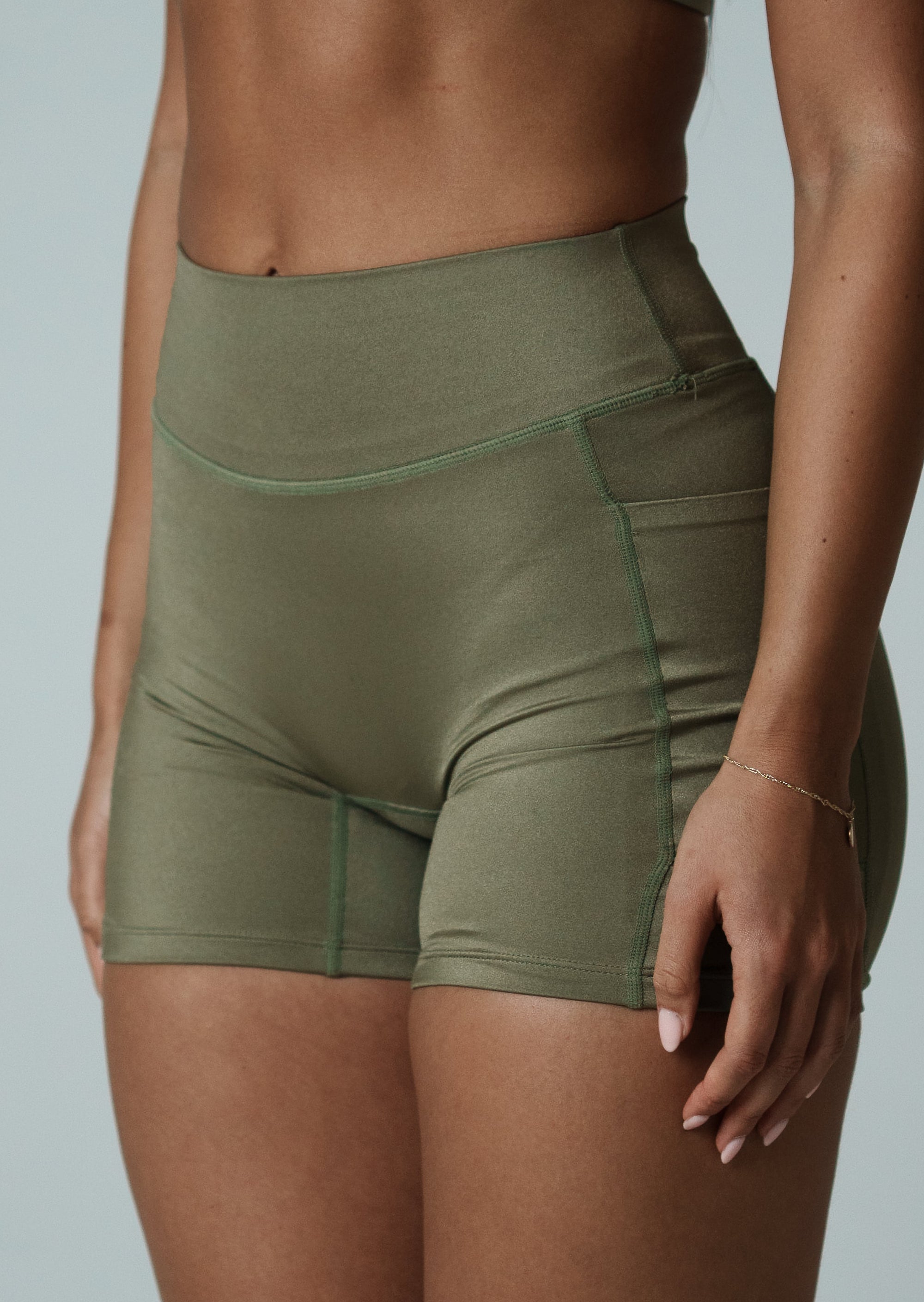 HIGH SHINE RACE SHORTS KHAKI